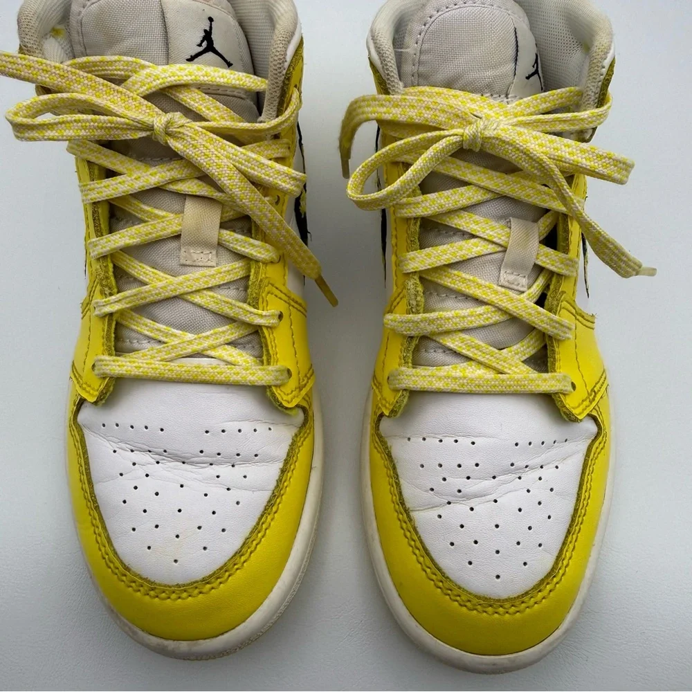 Nike Air Jordan 1 Mid GS “Dynamic Yellow Floral” Rose Patch Sneakers Size 1Y